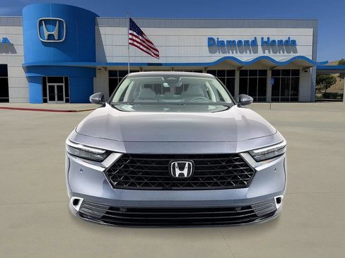 New 2026 Honda Accord Touring image 8