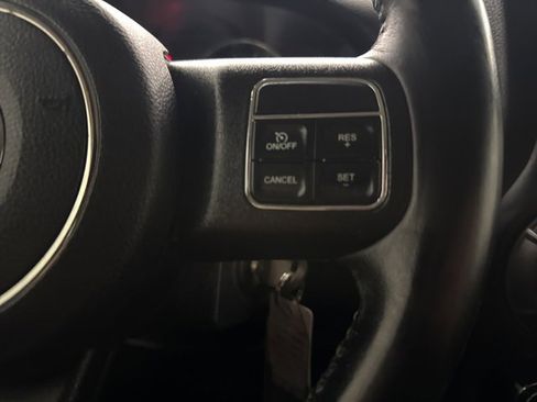 Used 2018 Jeep Wrangler Unlimited Sport w/ Connectivity Group image 11