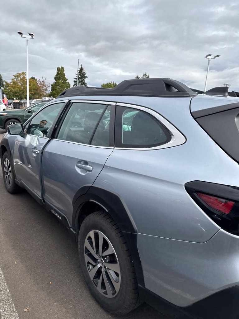 Used 2023 Subaru Outback AWD/4WD image 7