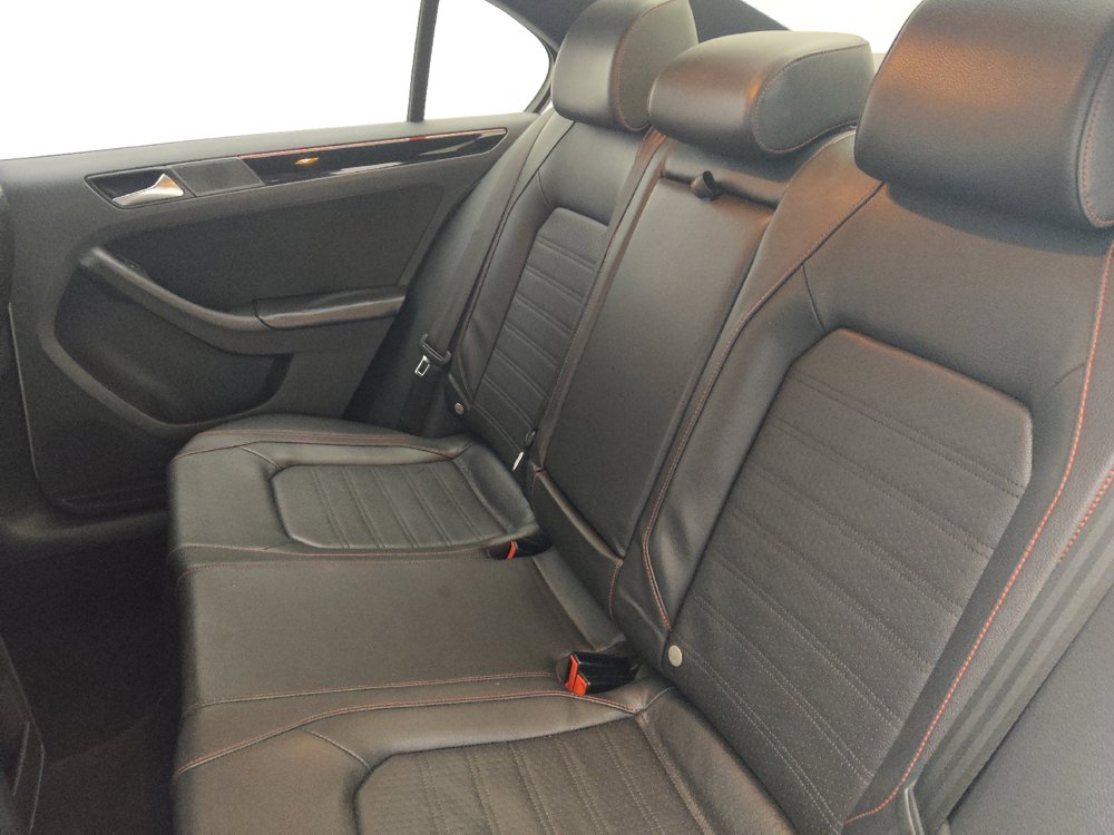 Used 2016 Volkswagen Jetta GLI SEL FWD image 18