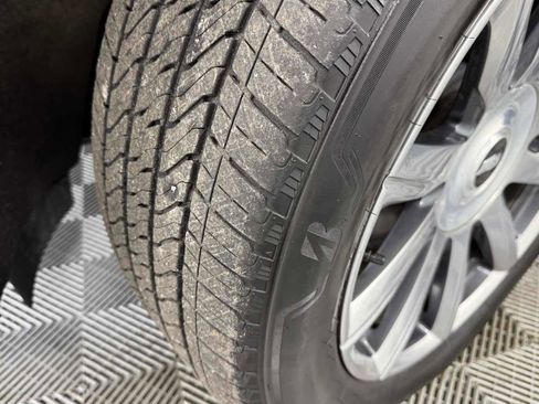 Used 2022 Cadillac Escalade Premium Luxury Platinum image 52