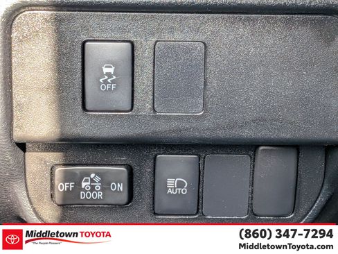 Certified 2022 Toyota Tacoma SR AWD/4WD image 18