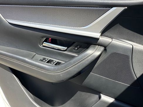 Used 2024 MAZDA CX-90 Plug-In Hybrid w/ Premium Plus image 11