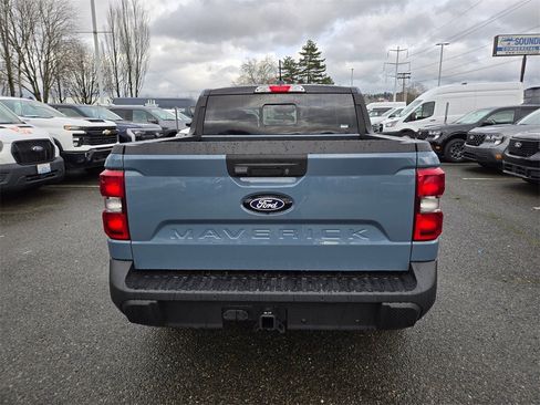 New 2026 Ford Maverick Lariat w/ Black Appearance Package image 6