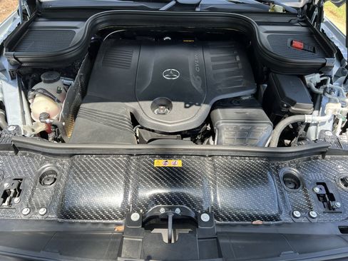 Certified 2024 Mercedes-Benz GLS 450 4MATIC image 36