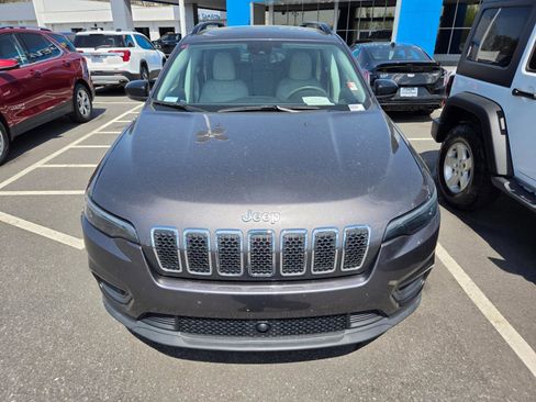Used 2022 Jeep Cherokee Latitude Lux image 2