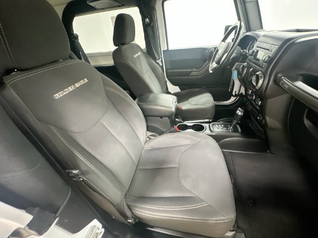 Used 2018 Jeep Wrangler Sport w/ Dual Top Group AWD/4WD image 32