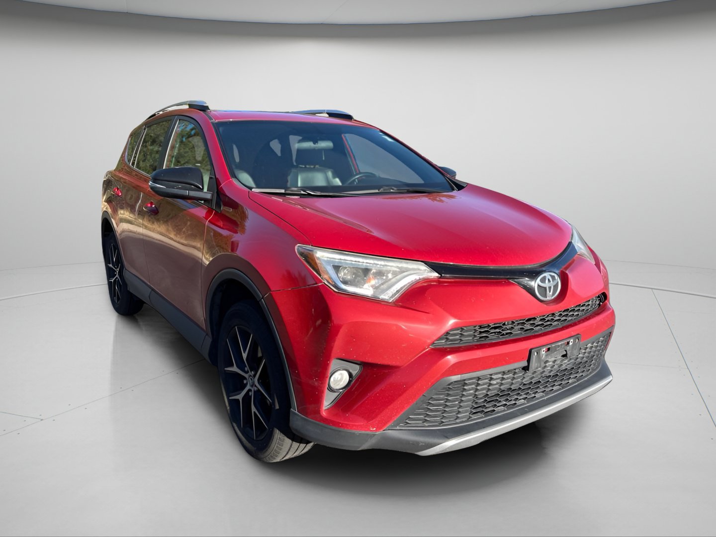 Used 2016 Toyota RAV4 SE AWD/4WD image 2