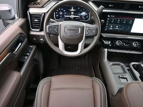 New 2026 GMC Sierra 2500 Denali w/ Denali Reserve Package AWD/4WD image 11