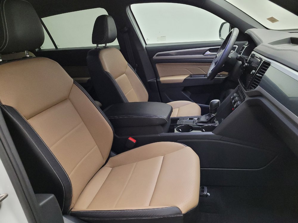 Used 2023 Volkswagen Atlas Cross Sport SE FWD image 21