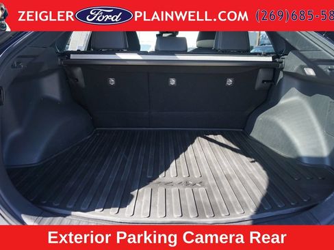 Used 2024 Toyota bZ4X FWD image 10