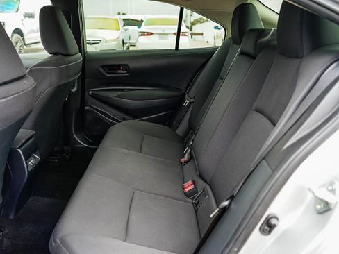 Certified 2025 Toyota Corolla LE FWD image 18