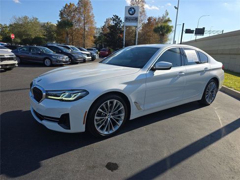 Used 2023 BMW 530i w/ Executive Package image 6