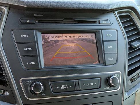 Used 2018 Hyundai Santa Fe Sport image 13