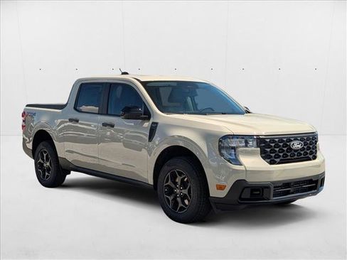 New 2025 Ford Maverick XLT w/ XLT Luxury Package image 5