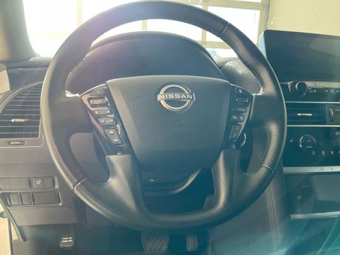 Used 2024 Nissan Armada SV AWD/4WD image 14