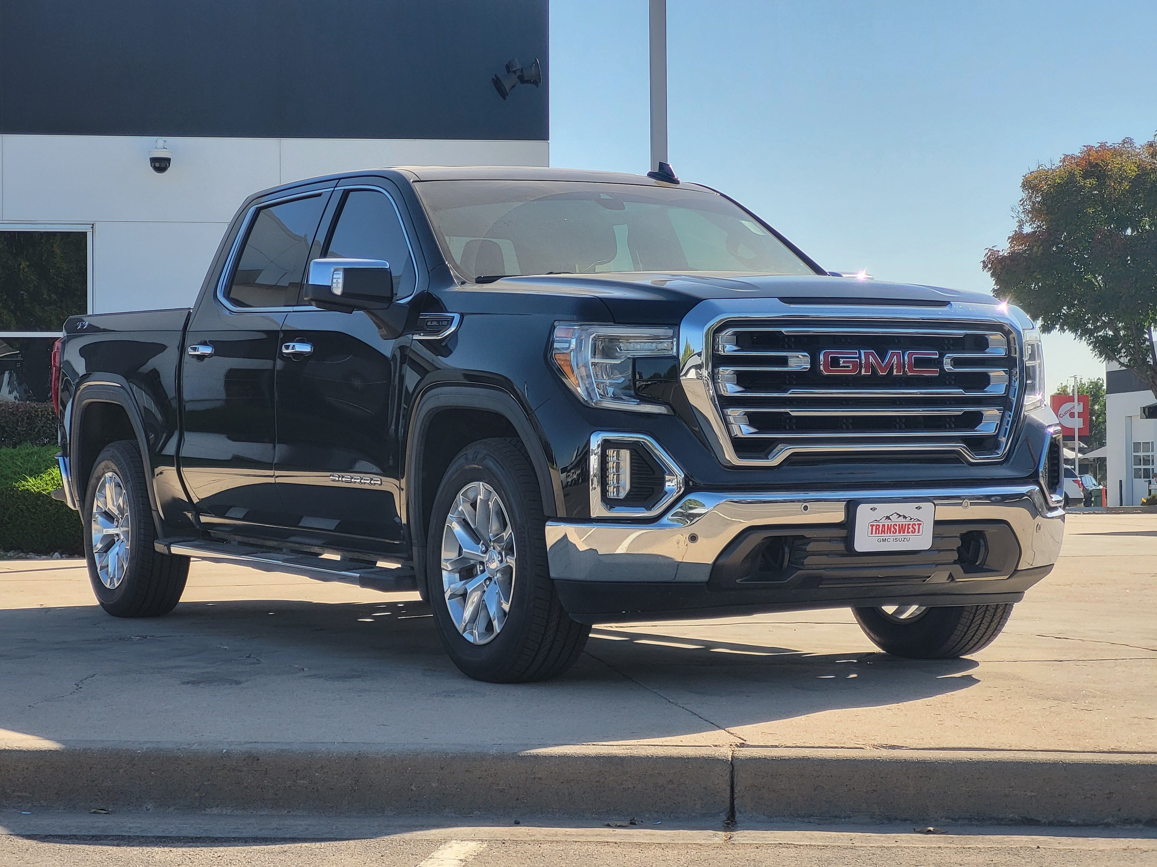 Used 2019 GMC Sierra 1500 SLT w/ SLT Premium Plus Package AWD/4WD image 5