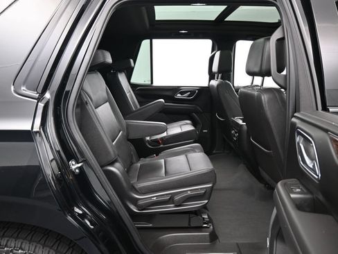 Used 2022 Chevrolet Tahoe Z71 w/ Luxury Package AWD/4WD image 48