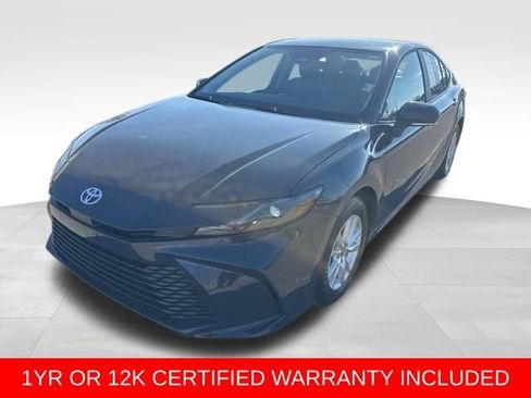 Used 2026 Toyota Camry LE image 1