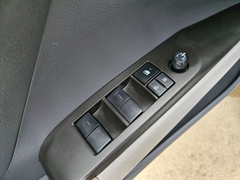 Used 2023 Toyota Camry LE FWD image 20