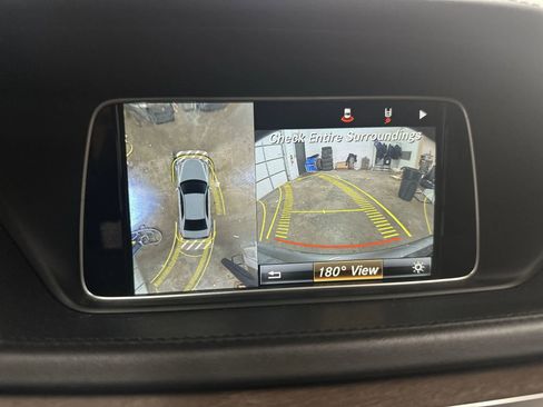 Used 2016 Mercedes-Benz E 400 Sedan image 19