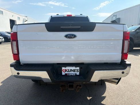 Used 2021 Ford F350 Lariat w/ Lariat Ultimate Package AWD/4WD image 4