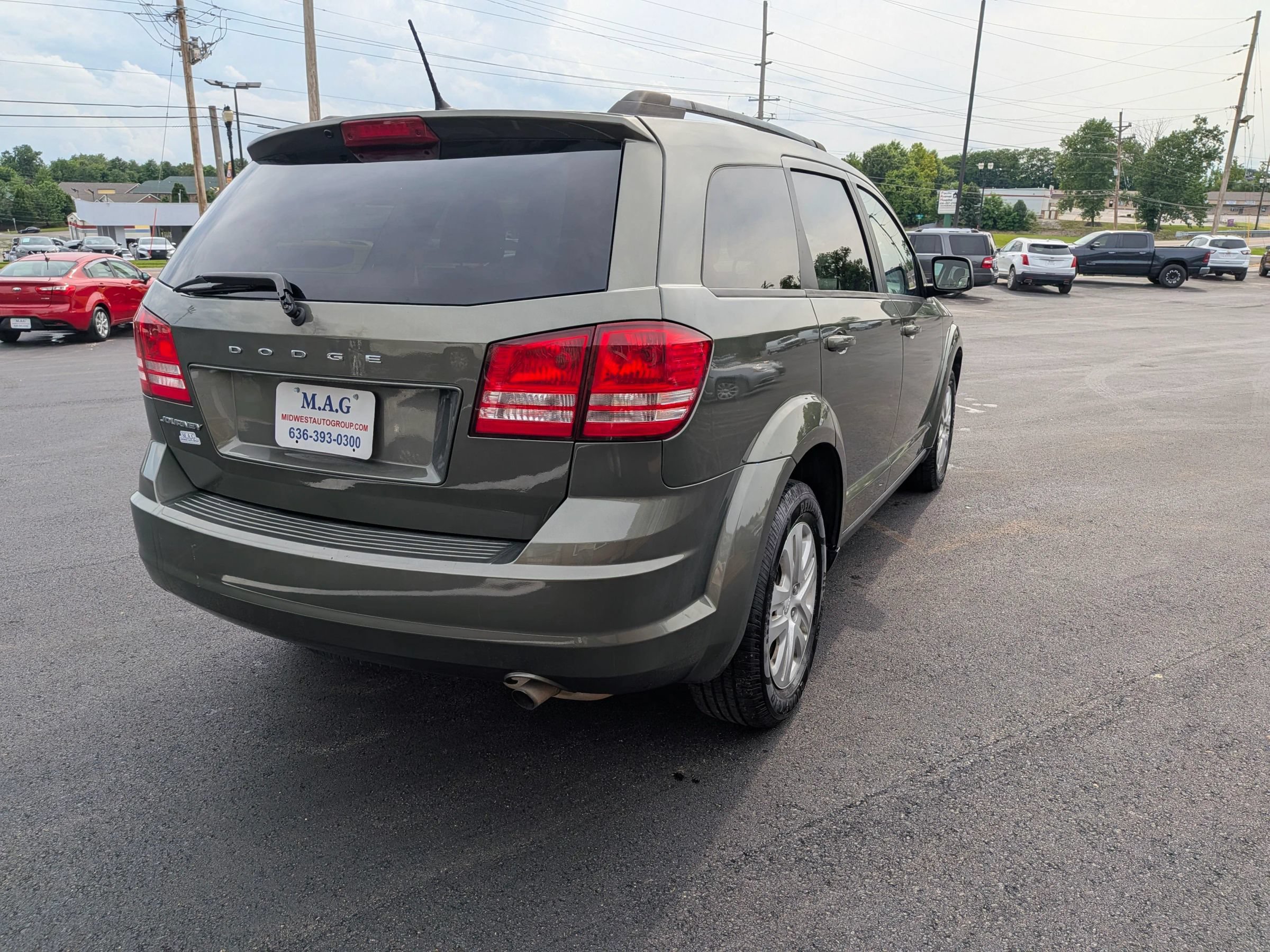 Used 2017 Dodge Journey SE FWD image 6