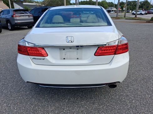 Used 2015 Honda Accord EX-L image 6