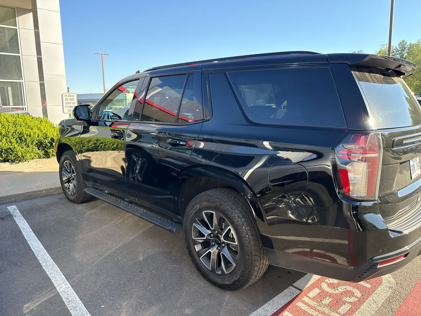 Used 2023 Chevrolet Tahoe Z71 AWD/4WD image 4