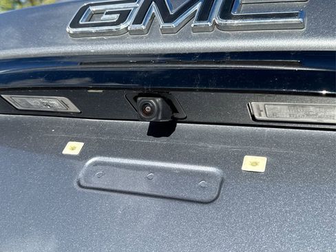 Used 2021 GMC Terrain SLE w/ Driver Convenience Package image 15