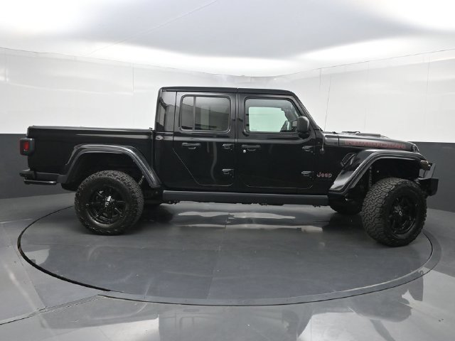 Used 2022 Jeep Gladiator Rubicon w/ Dual Top Group AWD/4WD image 2