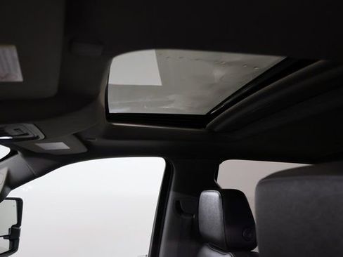 Used 2022 Chevrolet Silverado 3500 LTZ w/ LTZ Plus Package image 14