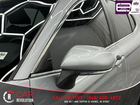 Used 2023 Toyota Camry SE image 37