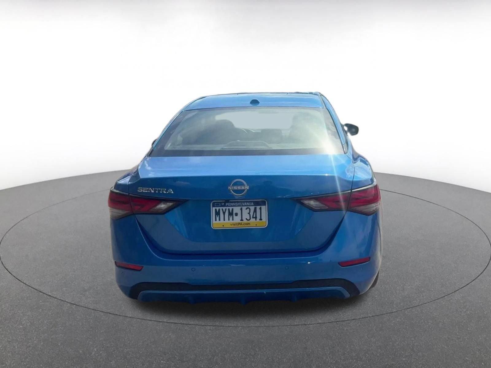 Used 2025 Nissan Sentra SV FWD image 12