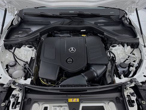 New 2026 Mercedes-Benz GLC 300 image 10