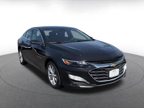 Used 2023 Chevrolet Malibu LT FWD image 3