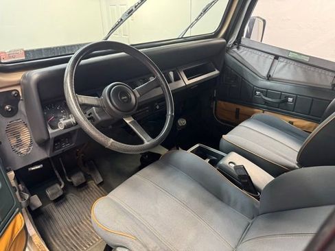 Used 1994 Jeep Wrangler Sahara AWD/4WD image 7