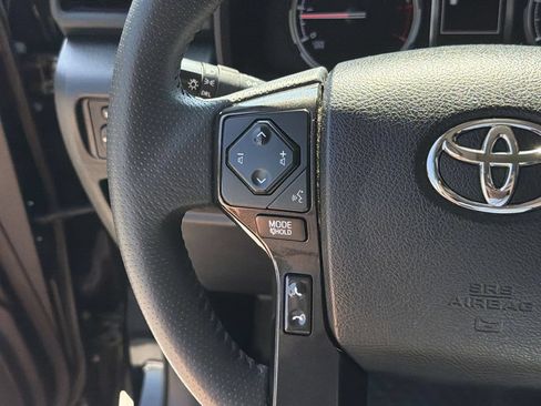 Used 2021 Toyota 4Runner Venture w/ Moonroof Package AWD/4WD image 24