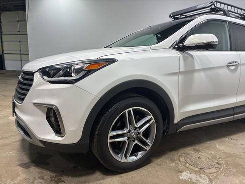 Used 2017 Hyundai Santa Fe Limited w/ Cargo Package image 3