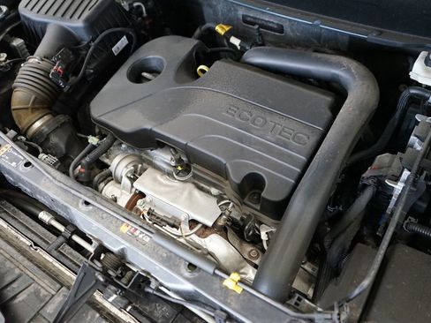 Used 2023 Chevrolet Equinox LT image 44