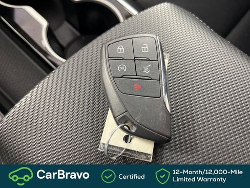 Certified 2025 Chevrolet Equinox LT w/ Convenience Package II image 40