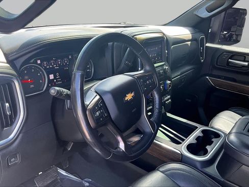 Used 2022 Chevrolet Silverado 2500 High Country w/ Safety Package II AWD/4WD image 18