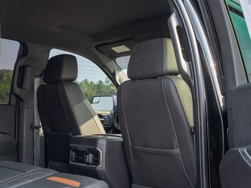 Used 2021 GMC Sierra 1500 AT4 AWD/4WD image 15