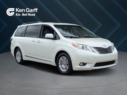 Used 2017 Toyota Sienna XLE