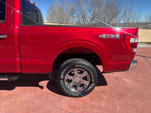 Certified 2021 Ford F150 Lariat w/ Equipment Group 502A High image 32