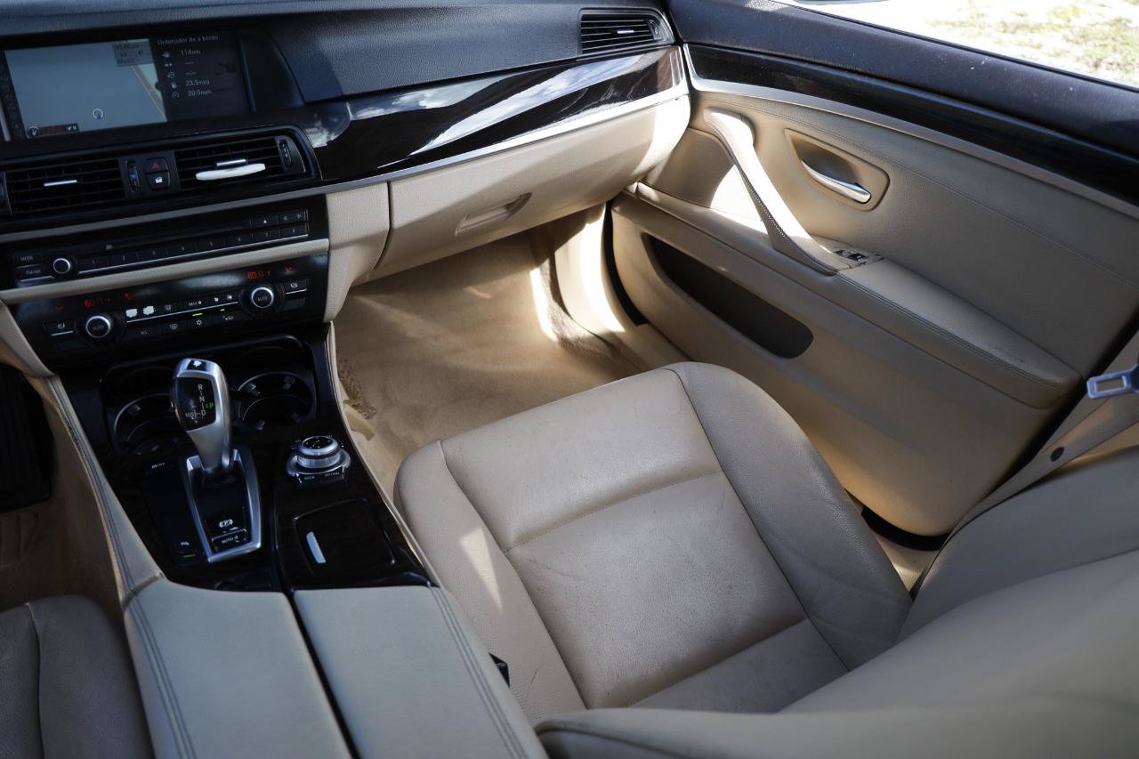 Used 2011 BMW 528i Sedan RWD image 21