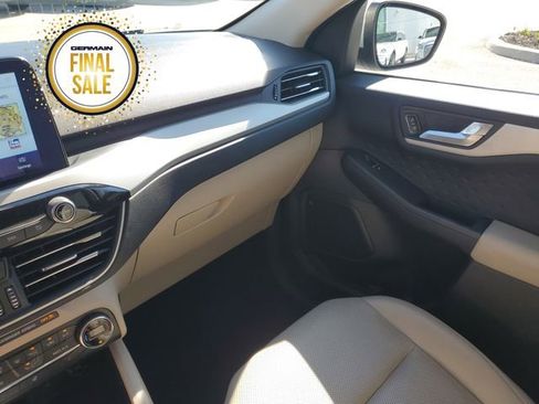 Used 2020 Ford Escape SEL image 31