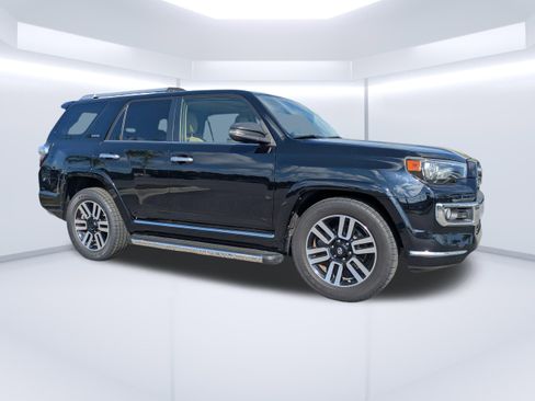 Used 2015 Toyota 4Runner Limited image 1