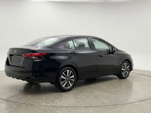 Used 2025 Nissan Versa SV FWD image 9