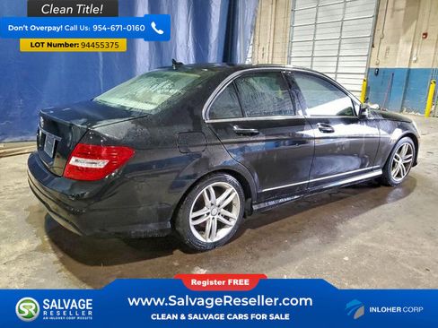 Used 2014 Mercedes-Benz C 250 Sedan w/ Premium 1 Package image 4
